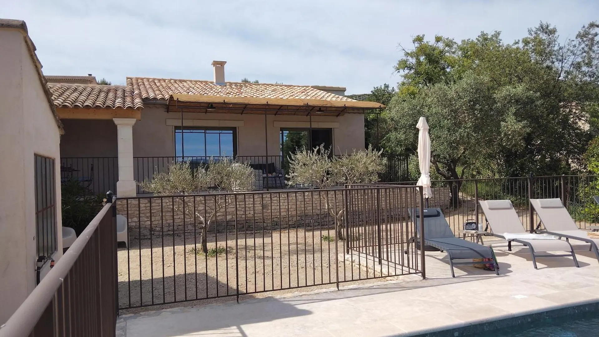 Villa Un Dimanche En Provence, Avec Piscine Privee & Vue Joucas Tatil Evi